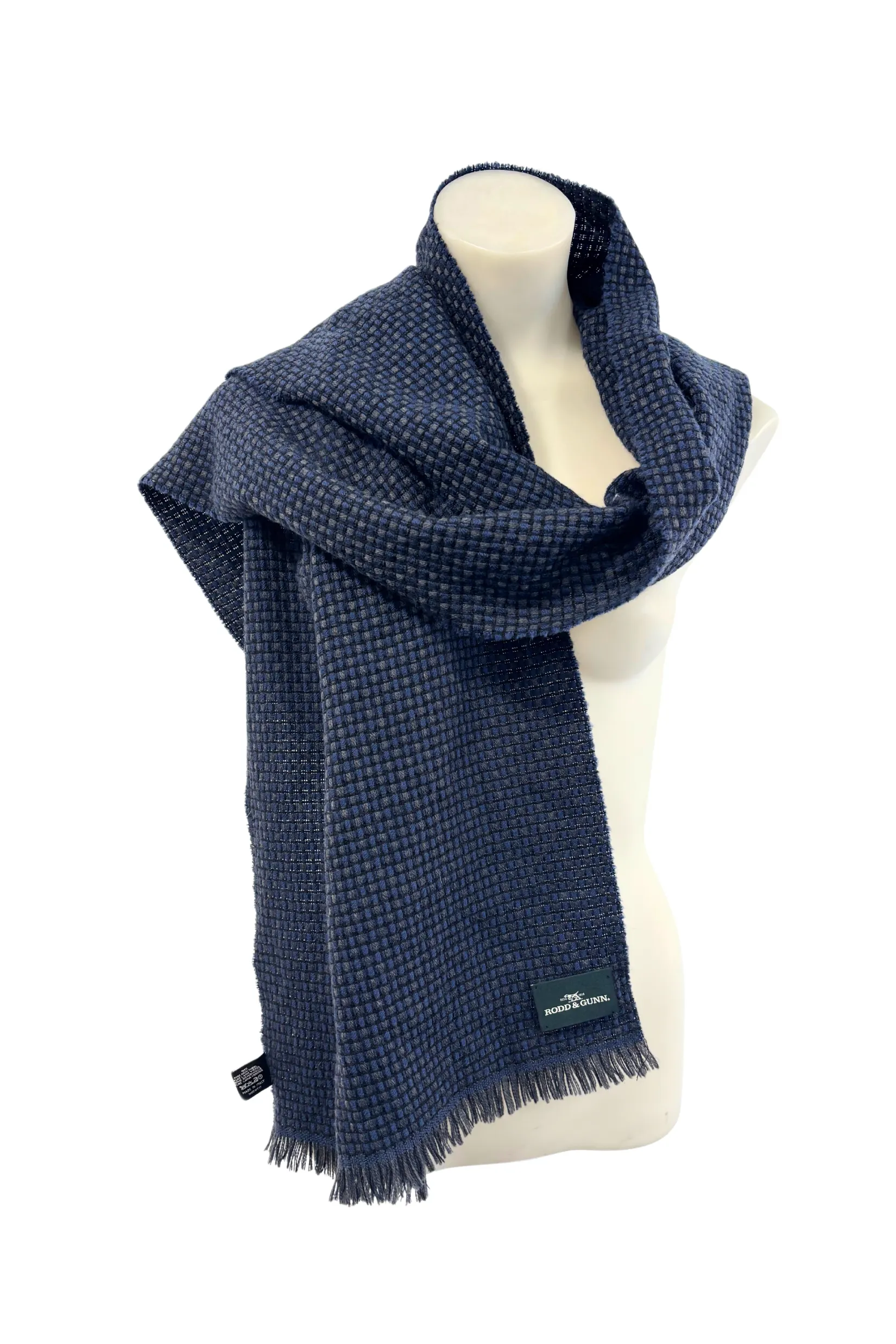 Beautiful Rodd & Gunn Italian made wool scarf