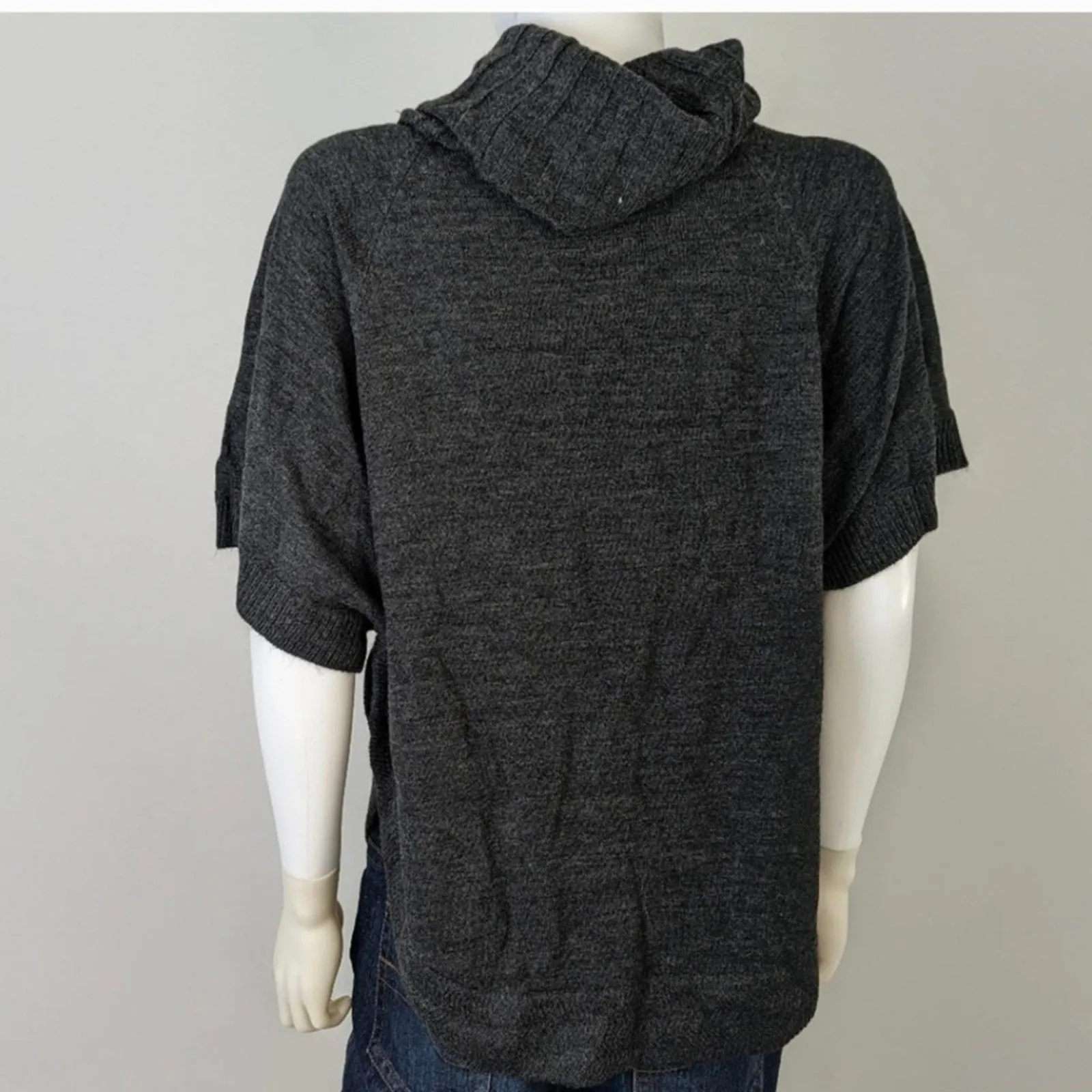 Outback Red Turtleneck Sweater / Medium